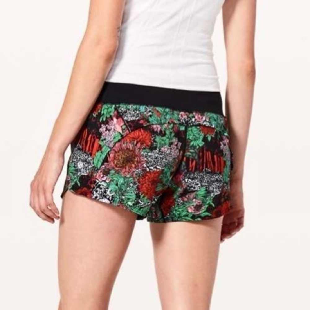 Lululemon Run Times 4" Shorts Zen Garden Size 4 - Picture 4 of 13